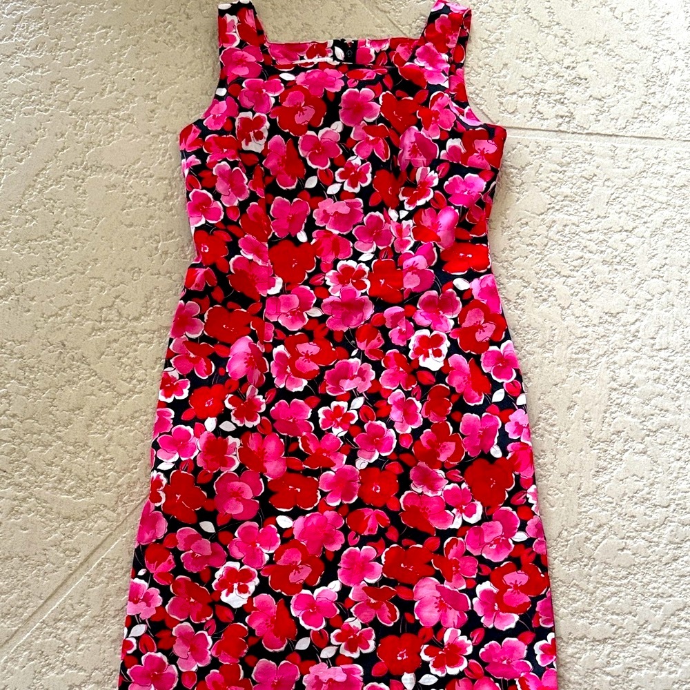 AGB Vibrant Pink Floral Midi Dress